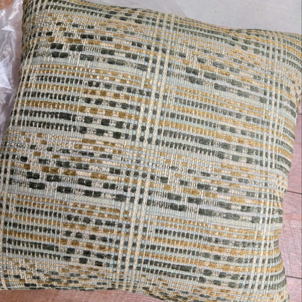 Hallmart Collectibles(HMC)  22" × 22" Accent Pillow